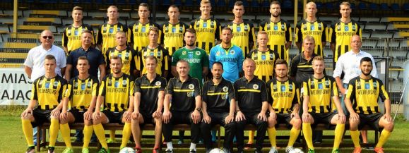 GRYF WYGRYWA I AWANSUJE