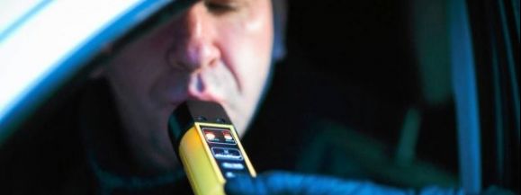 DROG&Oacute;WKA NIE ŚWĘTUJE