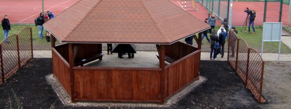 OTWARCIE WIATY PIKNIKOWEJ