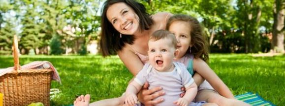 ŚNIADANIE NA TRAWIE