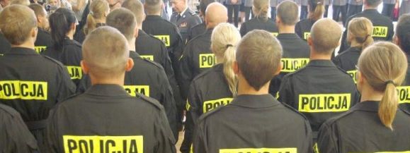 NAB&Oacute;R DO POLICJI