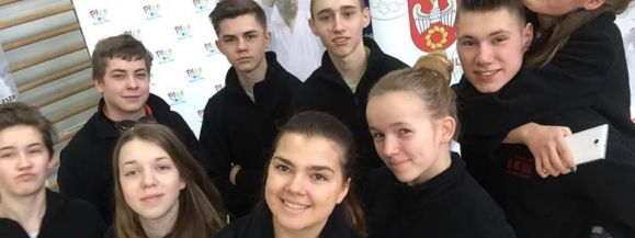 MŁODZI KARATECY W PILE