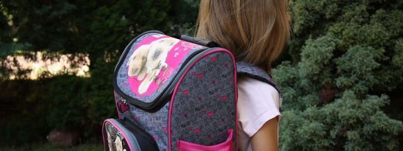 RODZICU, ZWR&Oacute;Ć UWAGĘ