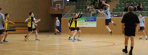 SREBRO UCZNI&Oacute;W Z BOLSZEWA