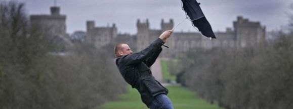 UWAGA &ndash; MOCNO WIEJE