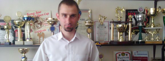 PRESTIŻOWE WYR&Oacute;ŻNIENIE