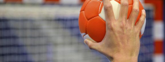 &Oacute;SMA PRZEGRANA TYTAN&Oacute;W